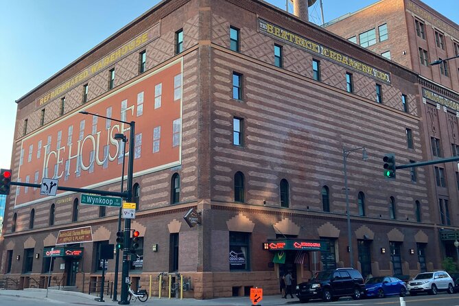 Denver After Dark Adults Only Walking Ghost Tour - Stop 1: 1701 Wynkoop St and Union Station’s boom-era shocks