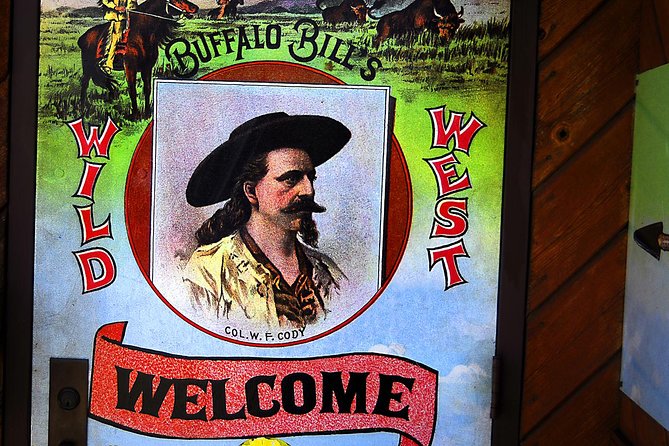 Denver and Foothills Mountain Small-Group Tour - Starting at 1747 Wynkoop St at 10:00 AM