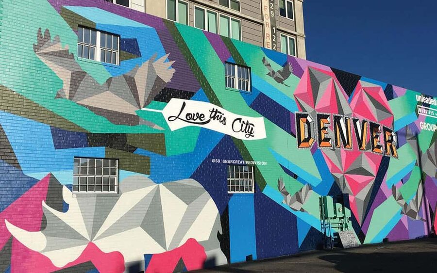 Denver City Highlights Tour - What the Guide Brings: MC and Gable’s Style