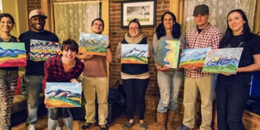 Denver: Puff Pass and Painting Class - The first minutes: lounge vibes, a pre-roll welcome, and group energy