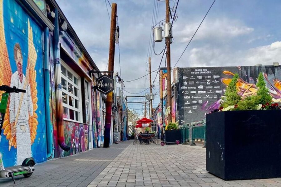 Denver Street Art & Murals Tour + Brewery Visit/Beer Tasting - The brewery tasting stop: 3 x 4 oz pours, plus a non-alcoholic choice
