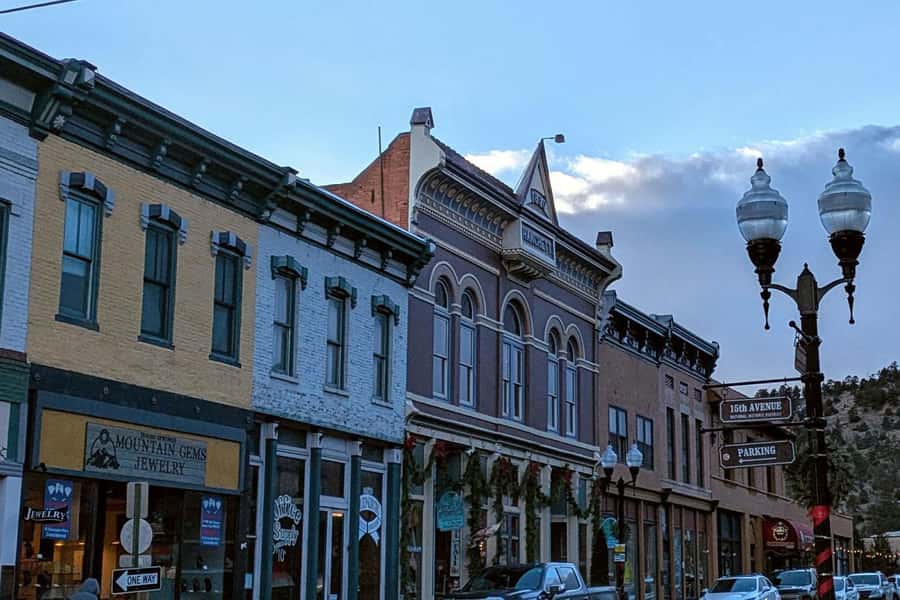 From Denver: Rocky Mountain Escape Tour - What to bring and how to be comfortable