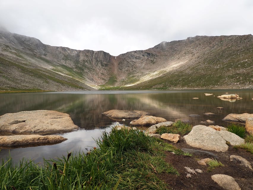 From Denver: Trip to Mount Blue Sky Summit and Glacial Lake - Idaho Springs Lunch and Western Shopping Without a Fixed Restaurant