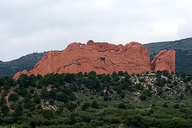 Pikes Peak Regional Wonders full day tour from Denver - Stop 5: Garden of the Gods Visitor & Nature Center Photo Deck Moment