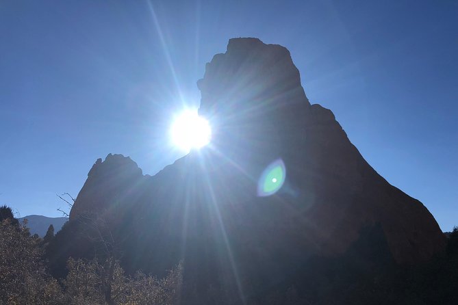 Private Colorado Springs Tour: Garden of the Gods and Pikes Peak - Pikes Peak: the big views, timed pull-offs, and what wind can do to your route