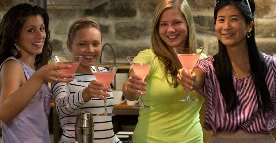 Private Denver: Discover Cocktail Culture and History - The 2.5-Hour Flow: How Your Guide Keeps It Moving