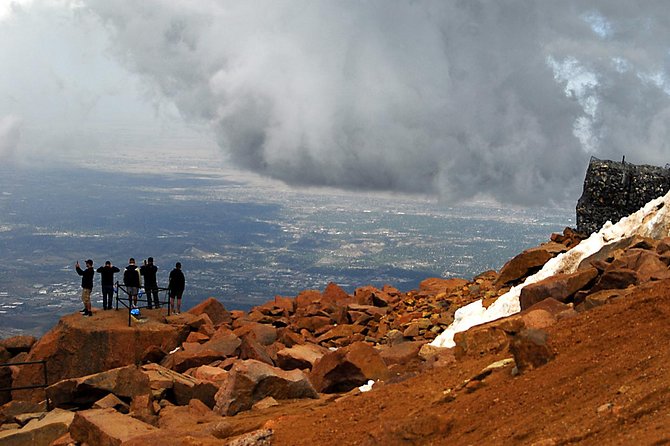 Private Pikes Peak Country And Garden of the Gods Tour from Denver - Leaving Denver with pickup that doesn’t waste your morning