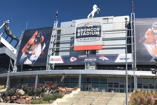 Private Tour of Denver, Red Rocks Park and the foothills close to Denver. - LoDo, Union Station, and RiNo murals you can’t miss