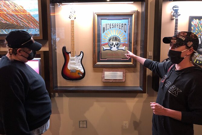 Red Rocks Amphitheatre and Golden 4 Hour Driving Tour - Red Rocks Park and Amphitheatre for Geology, Wildlife, and Music Legends