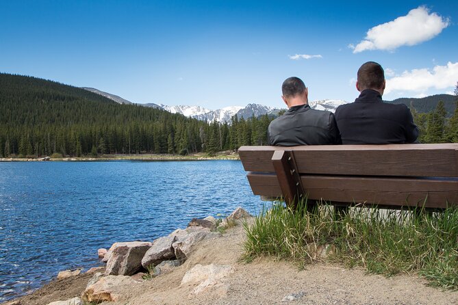 Rocky Mountains Sightseeing Adventure - Echo Lake Park in Evergreen: an easy walk with warm drinks