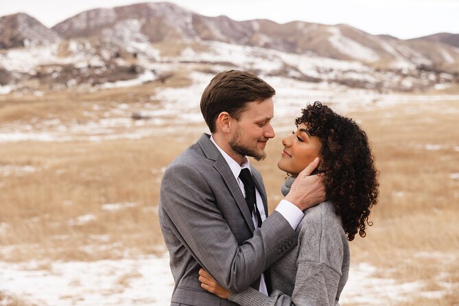 Scenic Photoshoot in Denver's Foothills - Denver foothills: the mountain look without the long day