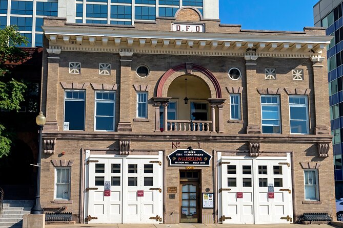 Self-Guided Denver's Golden Treasure Scavenger Hunt - How This Denver Hunt Feels in Real Life