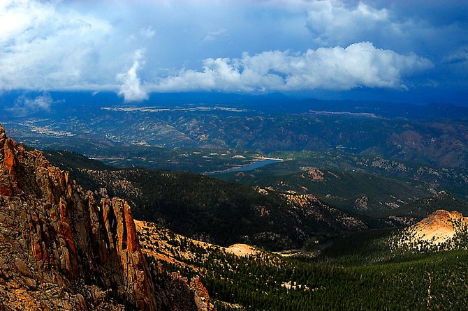 Small Group Tour of Pikes Peak and the Garden of the Gods from Denver - Manitou Springs lunch stop: one hour to reset