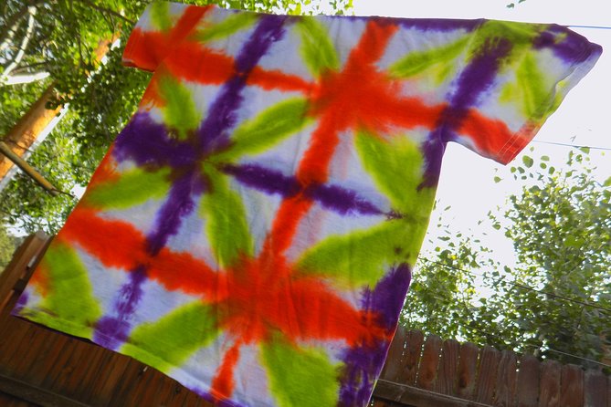 Tie-Dye Art Class in Estes Park - Getting help with pattern design (without feeling judged by the craft gods)
