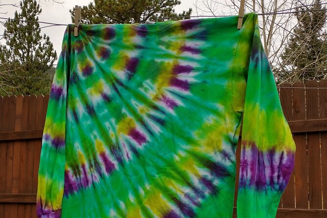 Tie-Dye Art Class in Estes Park - Shirt sizes and sleeve options: what you should check first